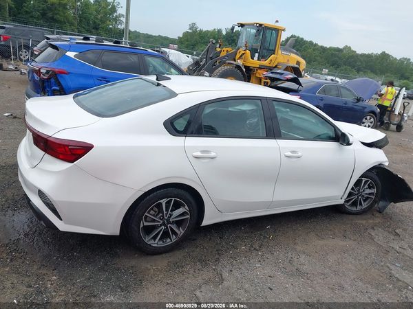 2022 KIA FORTE LXS
