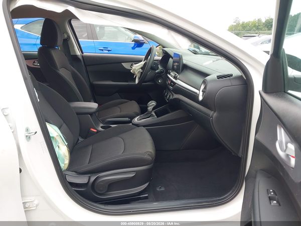 2022 KIA FORTE LXS