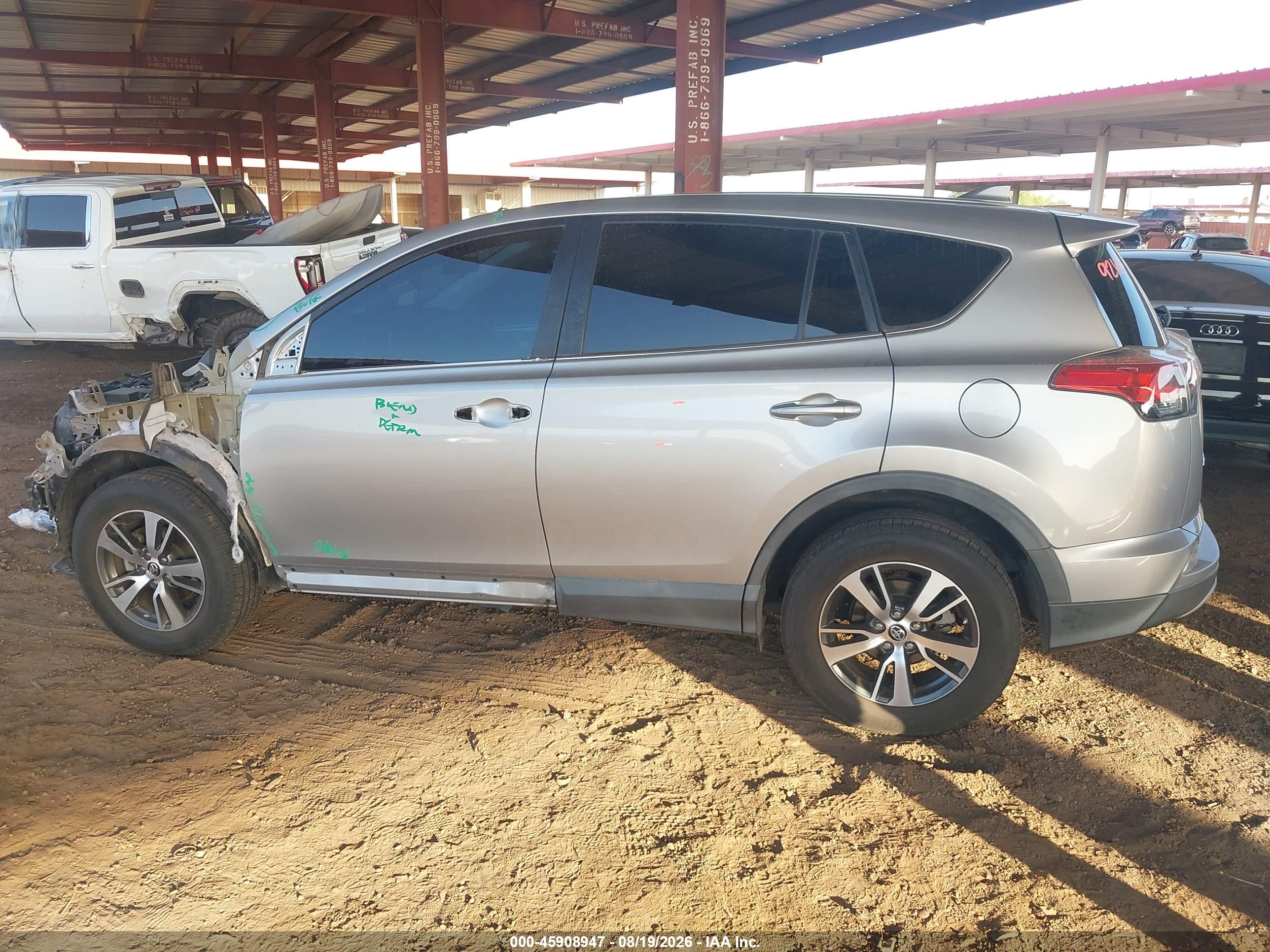 2016 TOYOTA RAV4 XLE