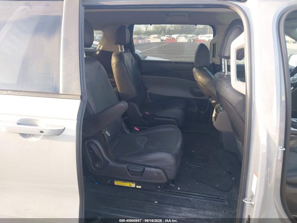 2025 KIA CARNIVAL MPV HYBRID EX — I8