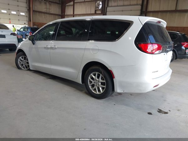 2023 CHRYSLER VOYAGER LX — I3