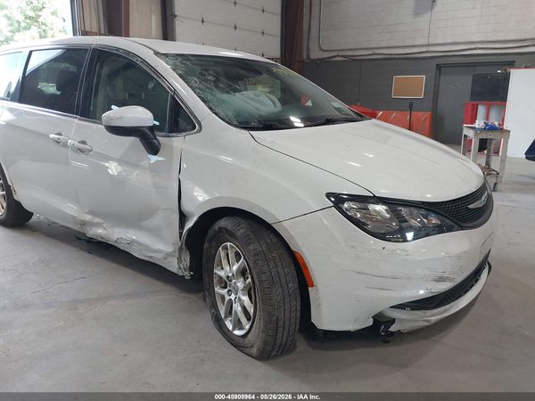 2023 CHRYSLER VOYAGER LX — I6