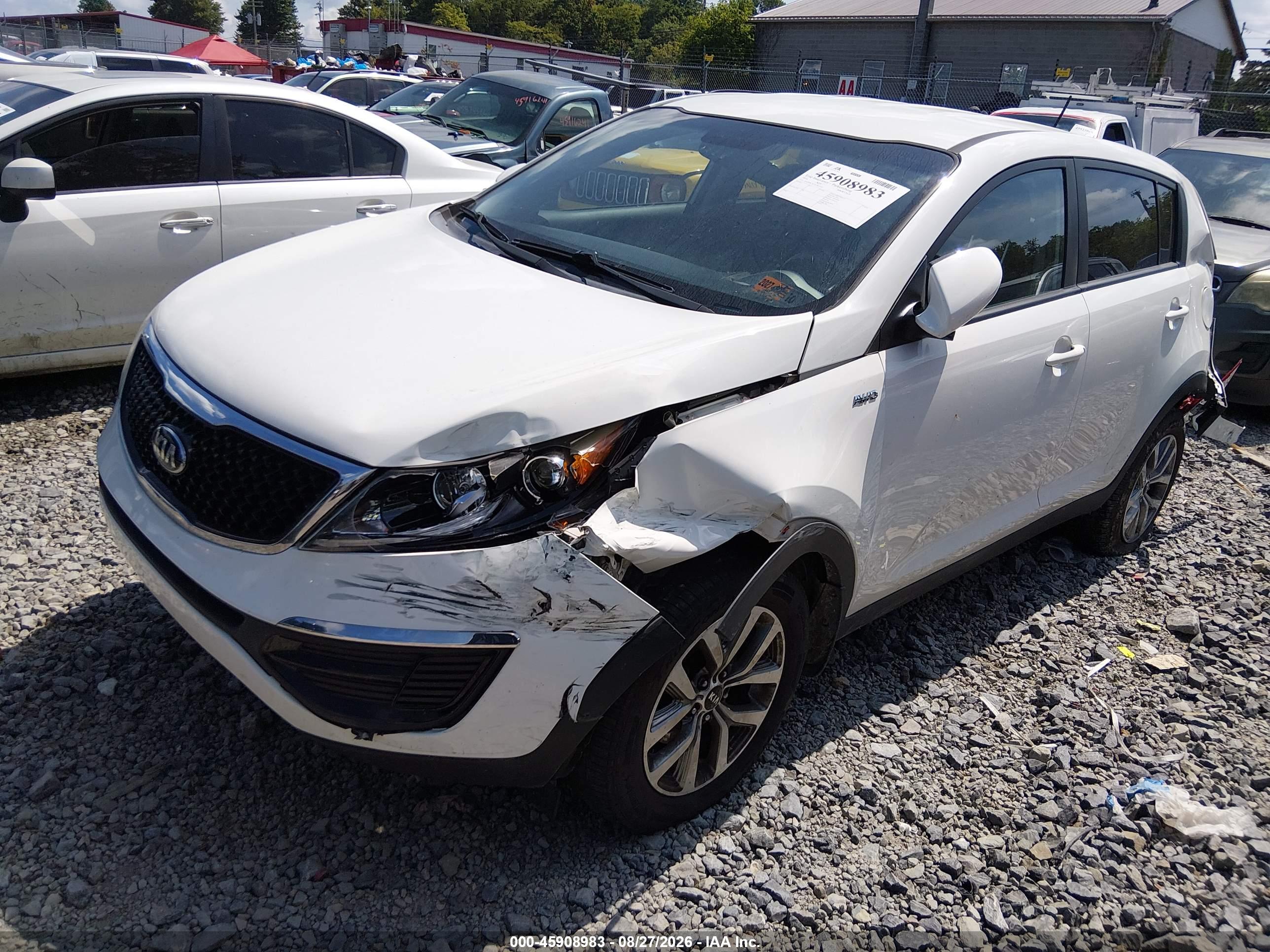 2016 KIA SPORTAGE LX — I2