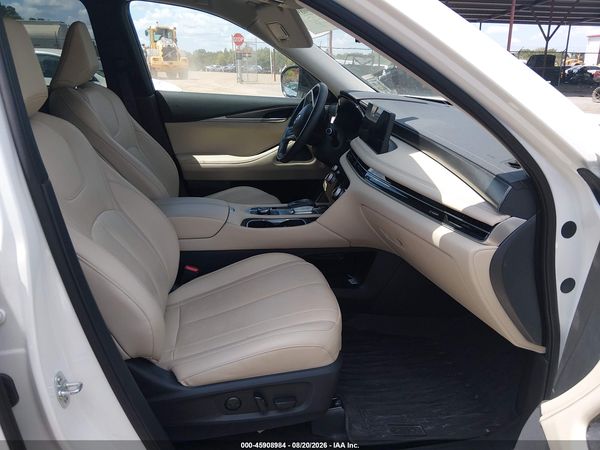 2024 INFINITI QX60 LUXE