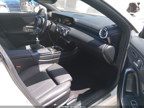 2025 MERCEDES-BENZ CLA 250 COUPE