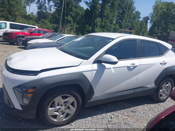 2024 HYUNDAI KONA SE