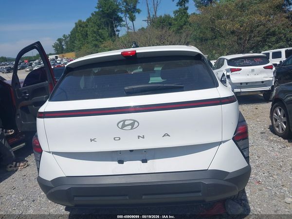 2024 HYUNDAI KONA SE