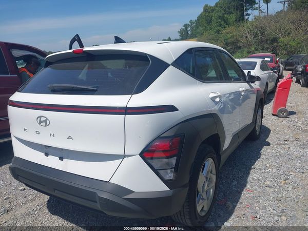 2024 HYUNDAI KONA SE