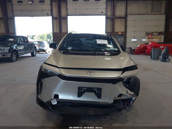 2025 TOYOTA BZ4X XLE
