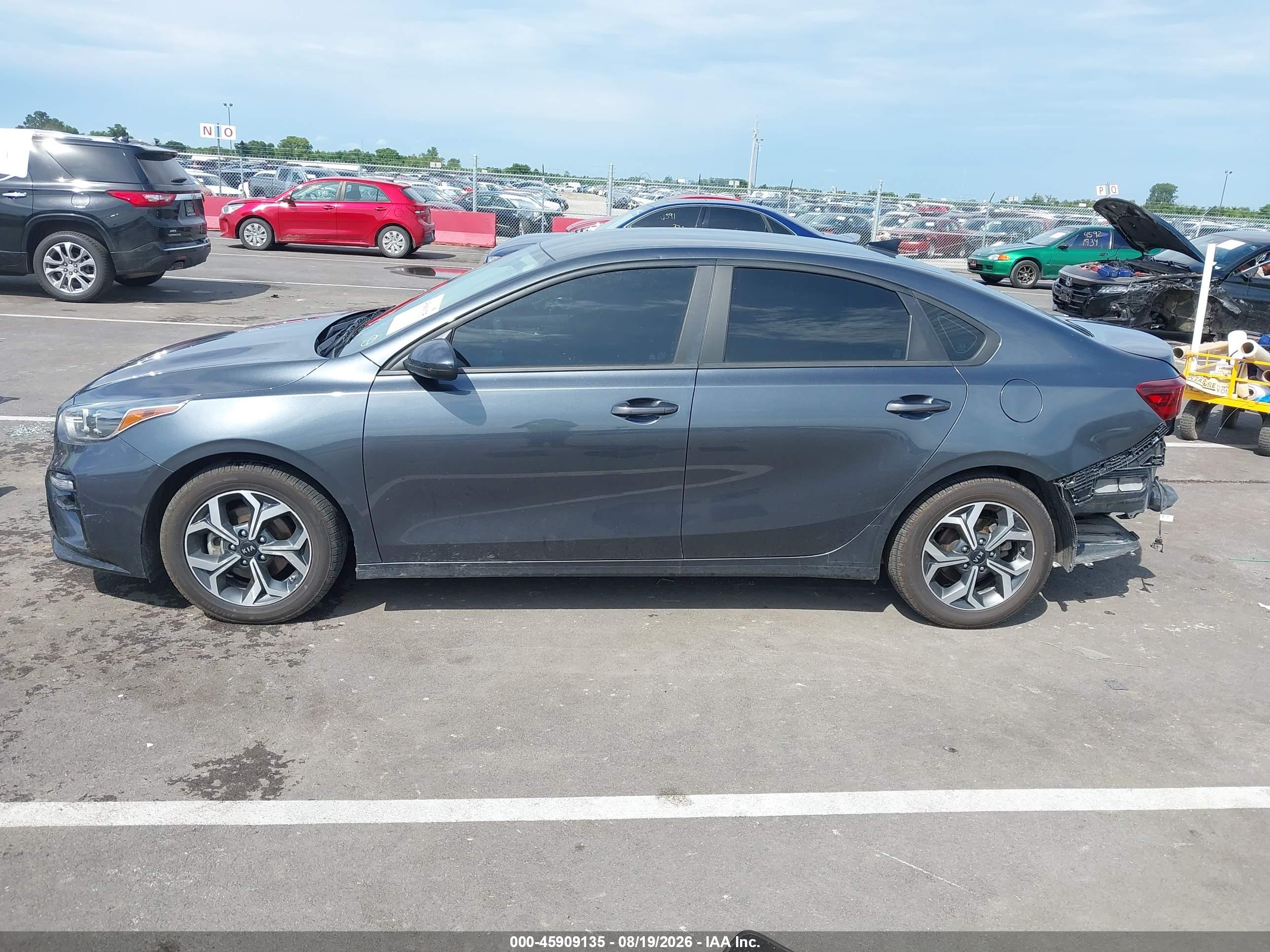2021 KIA FORTE LXS