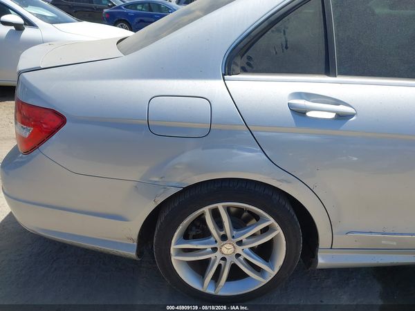 2013 MERCEDES-BENZ C 250 SPORT