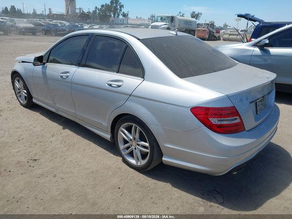 2013 MERCEDES-BENZ C 250 SPORT