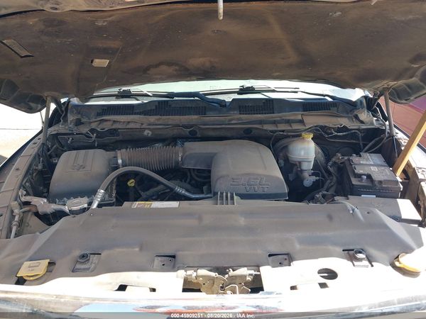 2016 RAM 1500 SLT