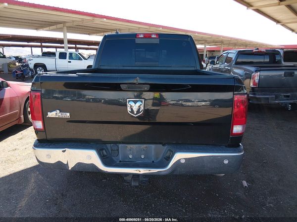 2016 RAM 1500 SLT