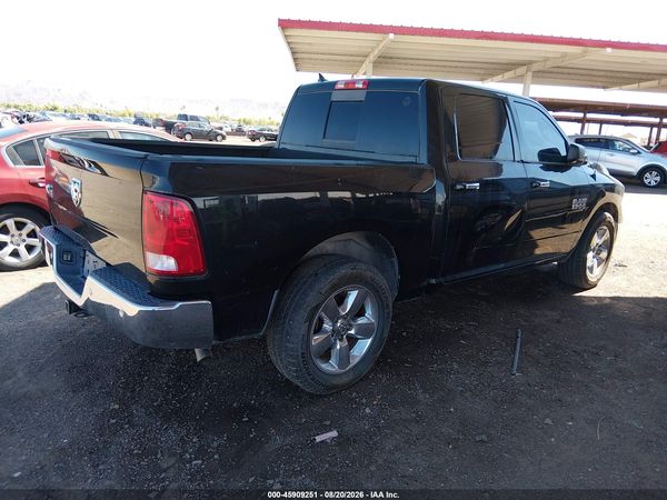 2016 RAM 1500 SLT