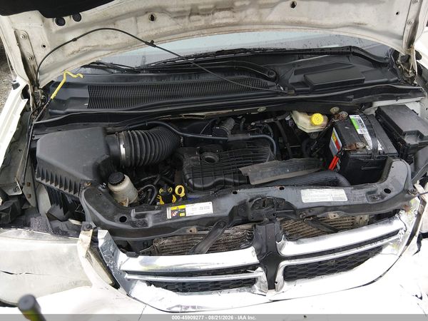 2013 DODGE GRAND CARAVAN SE — I10