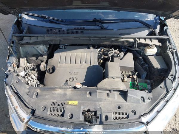 2016 TOYOTA HIGHLANDER XLE V6