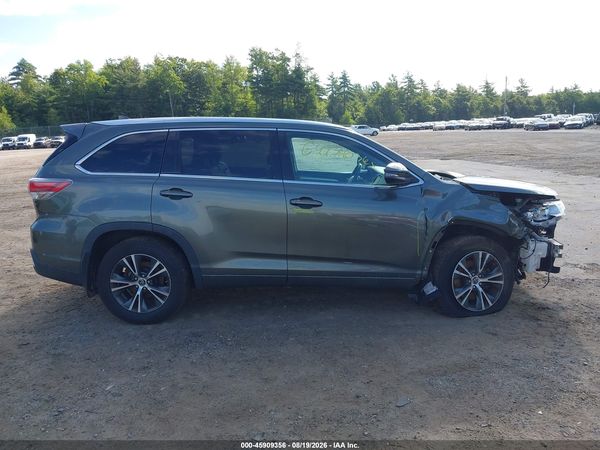 2016 TOYOTA HIGHLANDER XLE V6
