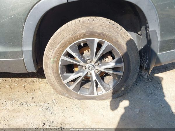 2016 TOYOTA HIGHLANDER XLE V6