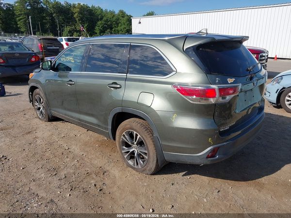 2016 TOYOTA HIGHLANDER XLE V6