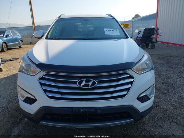 2016 HYUNDAI SANTA FE SE