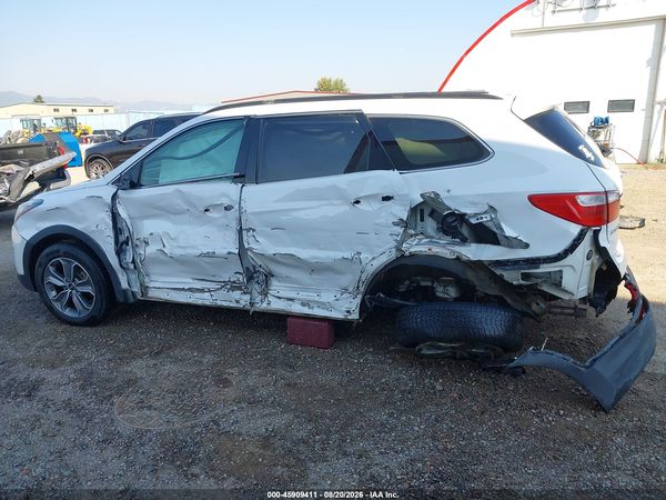 2016 HYUNDAI SANTA FE SE