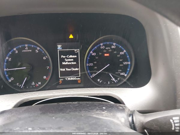 2017 TOYOTA RAV4 LE — I7