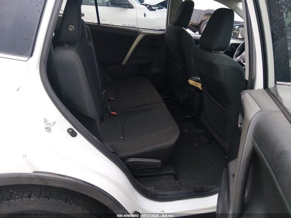 2017 TOYOTA RAV4 LE — I8