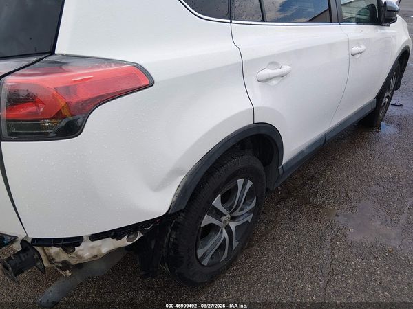 2017 TOYOTA RAV4 LE — I152