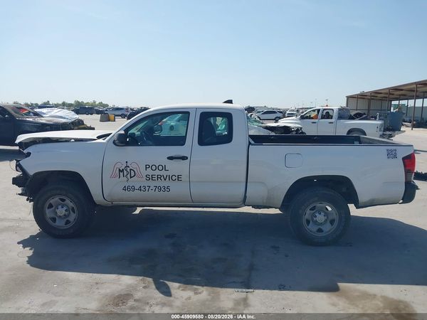 2018 TOYOTA TACOMA SR