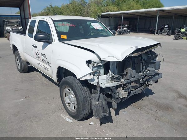 2018 TOYOTA TACOMA SR