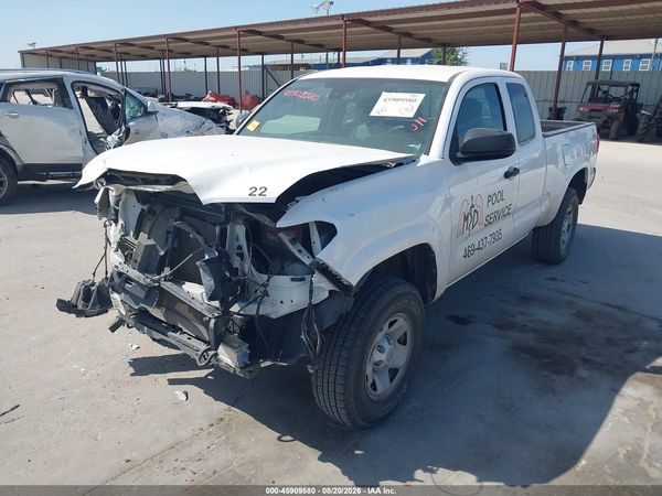 2018 TOYOTA TACOMA SR