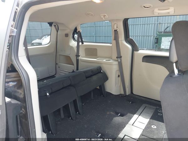 2015 DODGE GRAND CARAVAN SXT — I8
