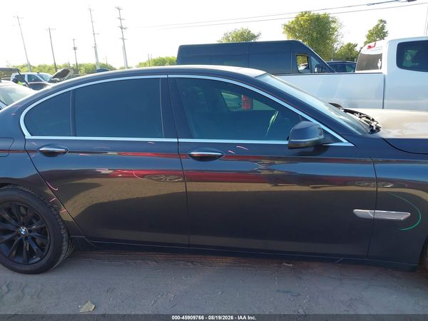 2015 BMW 740I