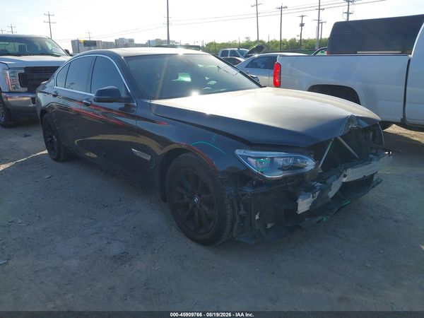 2015 BMW 740I