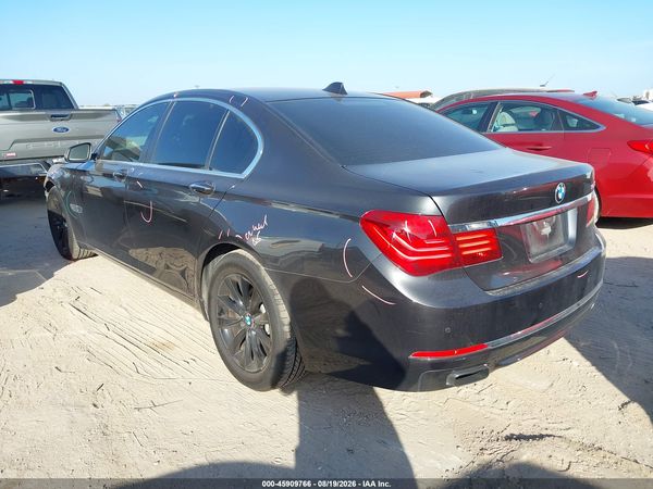 2015 BMW 740I
