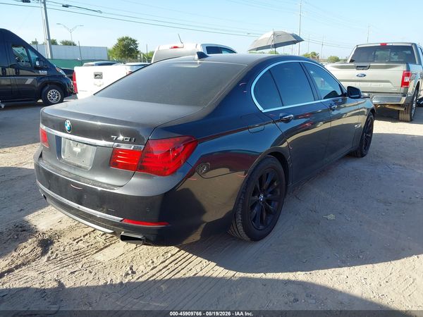 2015 BMW 740I