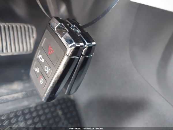 2023 LAND ROVER DEFENDER 130 SE
