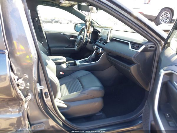 2021 TOYOTA RAV4 XSE