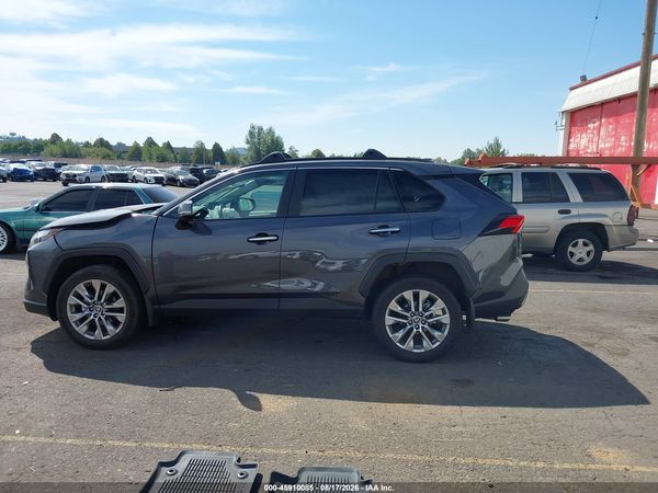 2025 TOYOTA RAV4 LIMITED