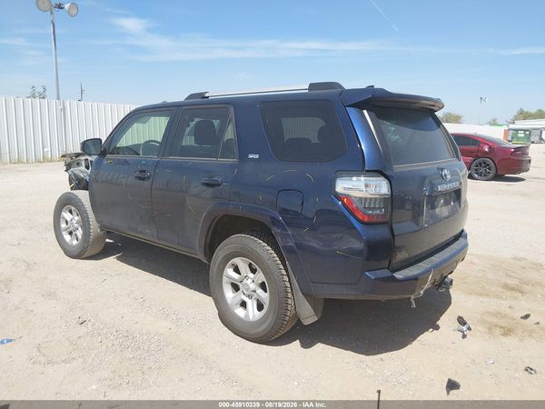 2024 TOYOTA 4RUNNER SR5