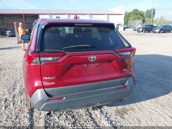 2022 TOYOTA RAV4 LE