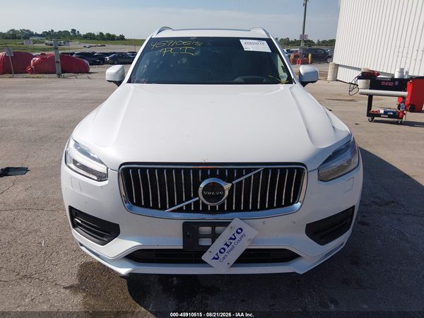 2021 VOLVO XC90 T6 MOMENTUM 7 PASSENGER