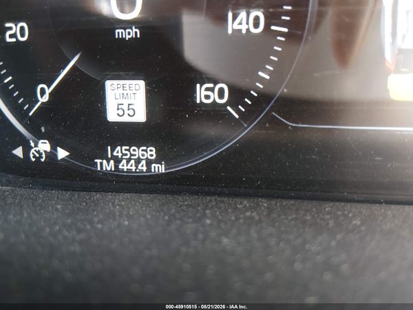 2021 VOLVO XC90 T6 MOMENTUM 7 PASSENGER