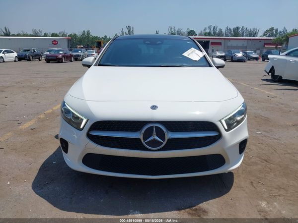 2020 MERCEDES-BENZ A 220 A220