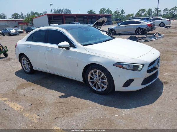 2020 MERCEDES-BENZ A 220 A220