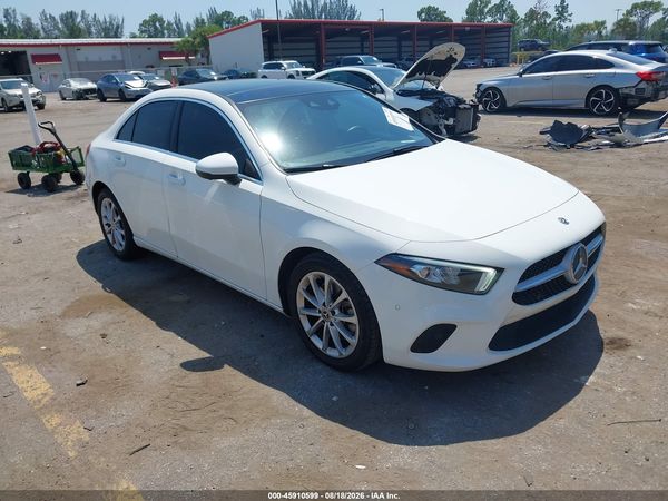 2020 MERCEDES-BENZ A 220 A220