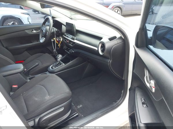 2019 KIA FORTE LXS