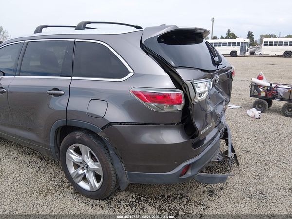 2016 TOYOTA HIGHLANDER LIMITED V6