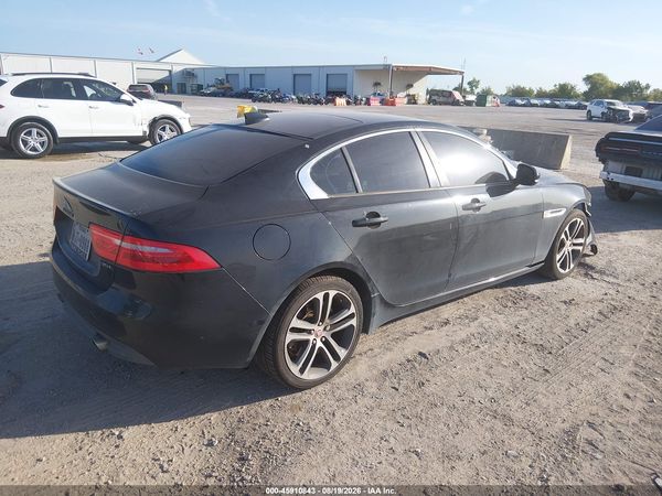 2017 JAGUAR XE 35T PREMIUM
